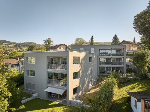 Mehrfamilienhaus